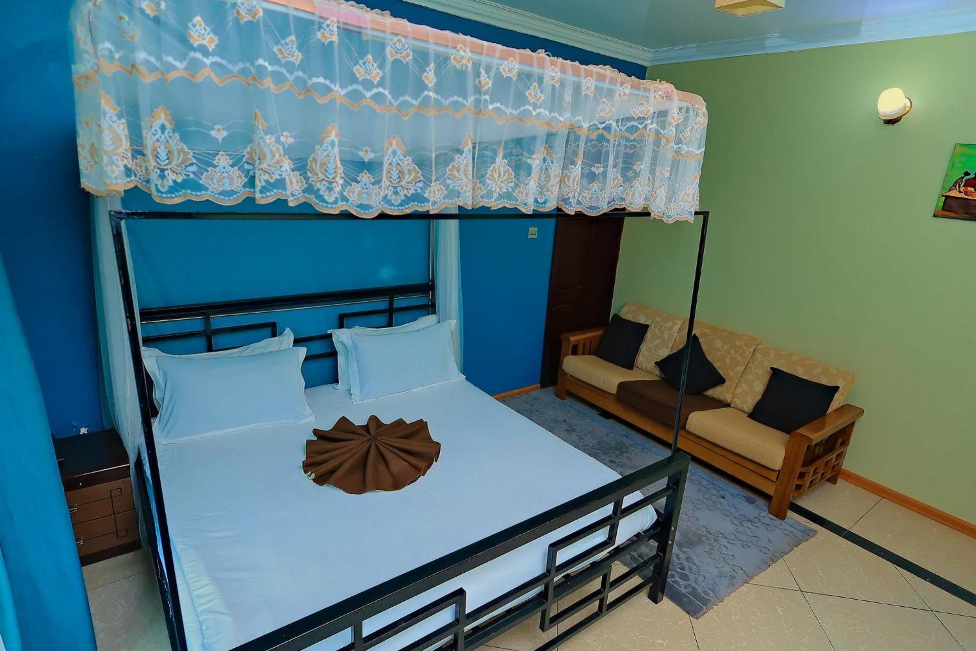 Shine Country Resort Hotel Naziba Esterno foto